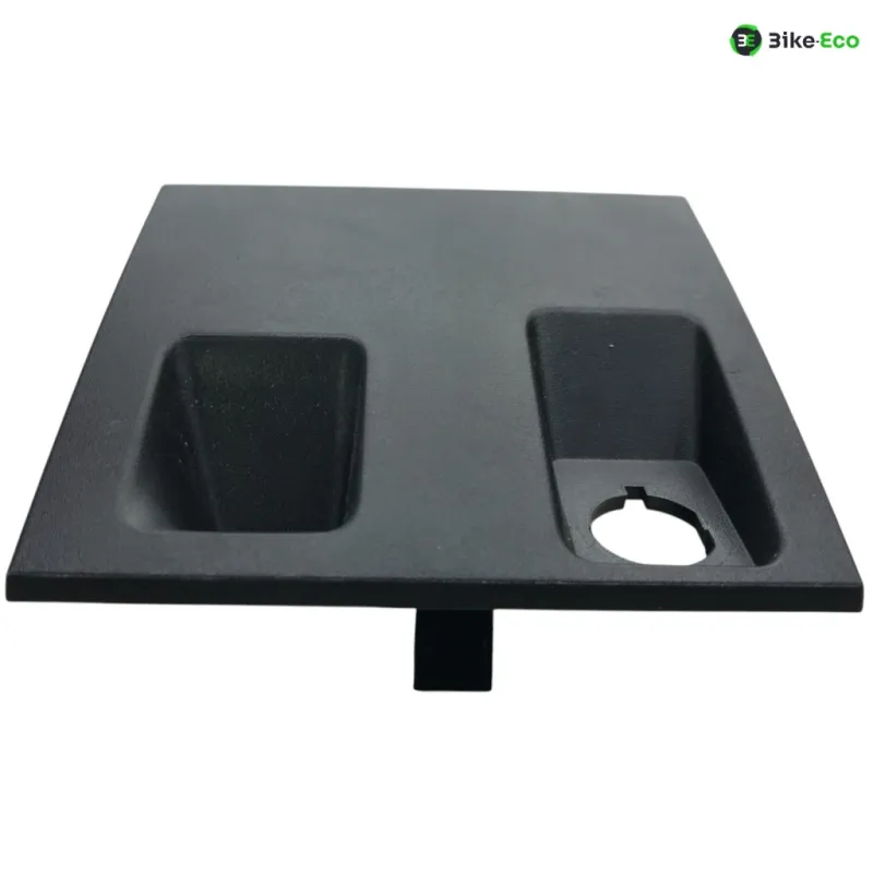 Cache interieur carenage BMW CE 04 2021-2024
