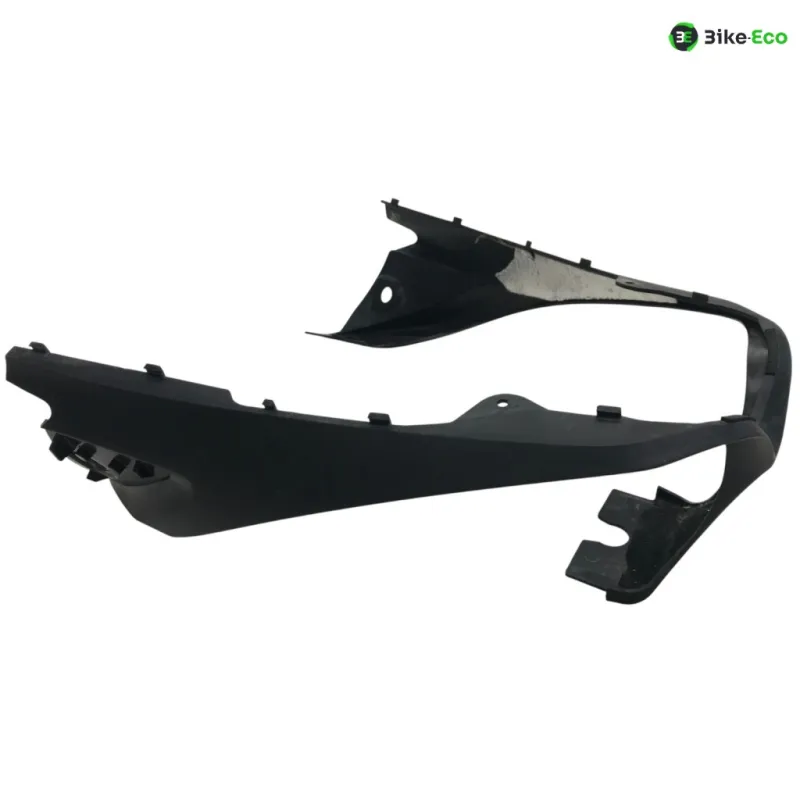 Cache jonction coque arriere YAMAHA FZ6 600 2004-2009