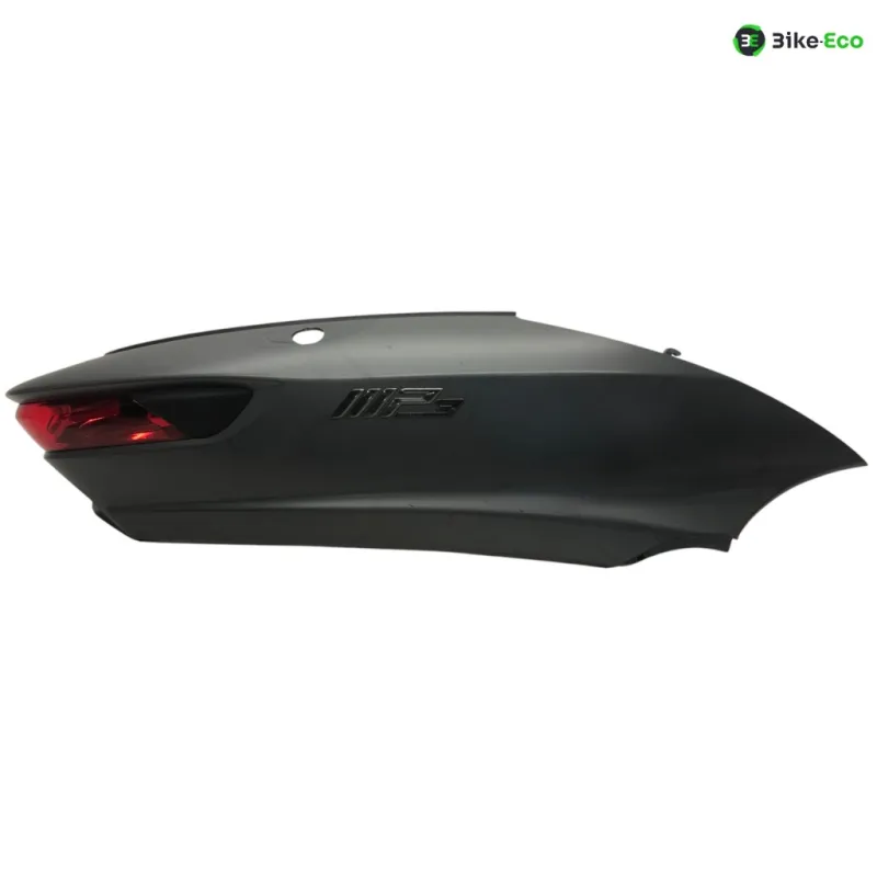 Cache carenage coque arriere droit PIAGGIO MP3 500 LT 2014-2016 SPORT
