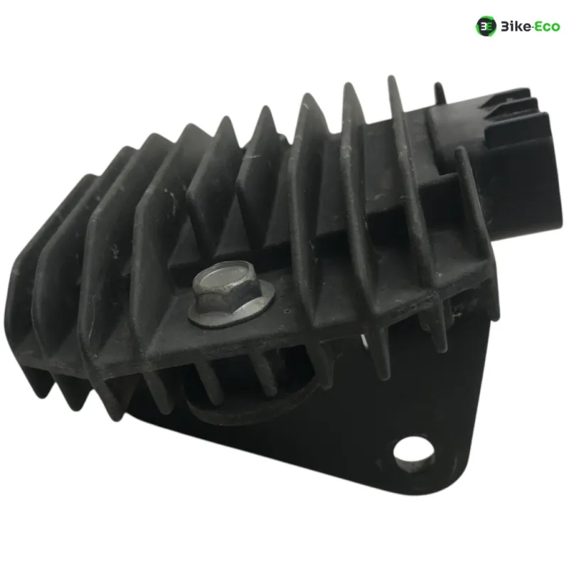 Regulateur charge batterie YAMAHA XVS 650 1997-1999 DRAGSTAR