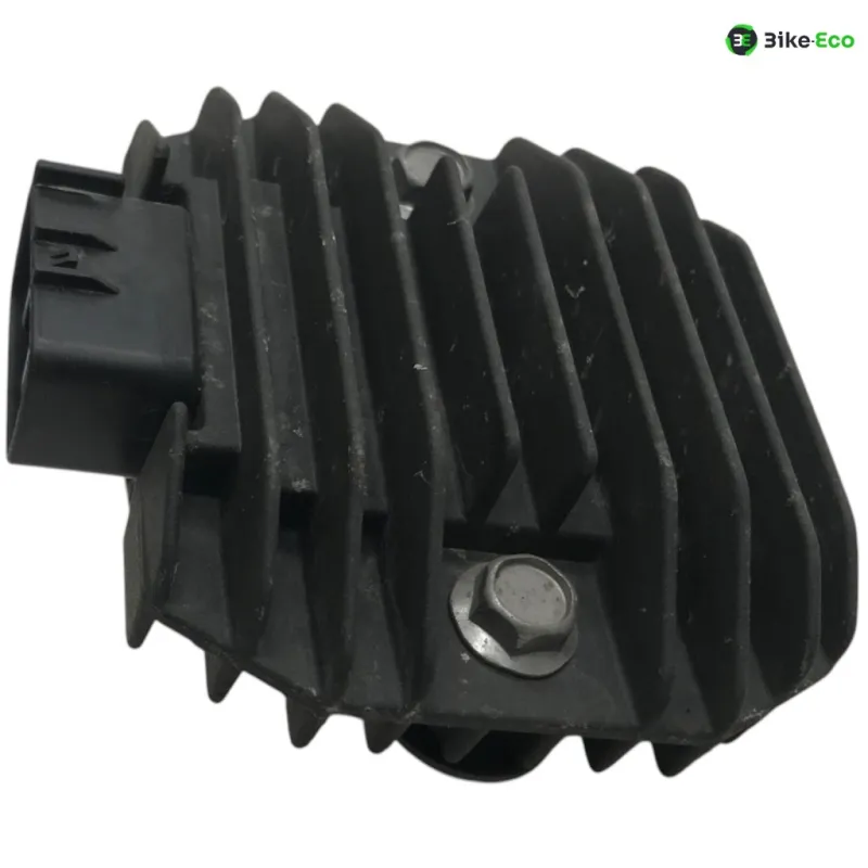 Regulateur charge batterie YAMAHA XVS 650 1997-1999 DRAGSTAR