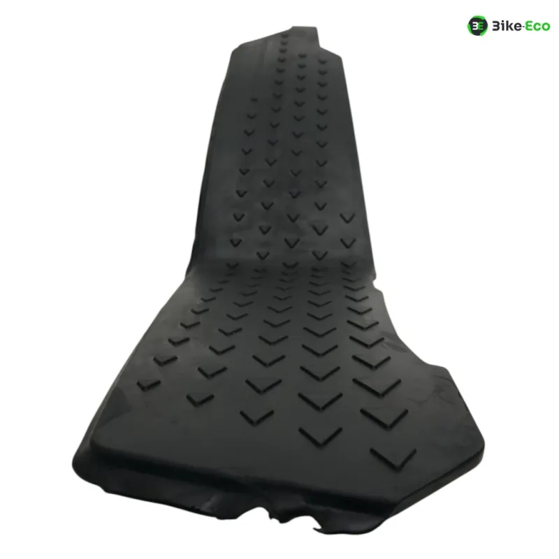 Plancher marche pied droit BMW CE 04 2021-2024
