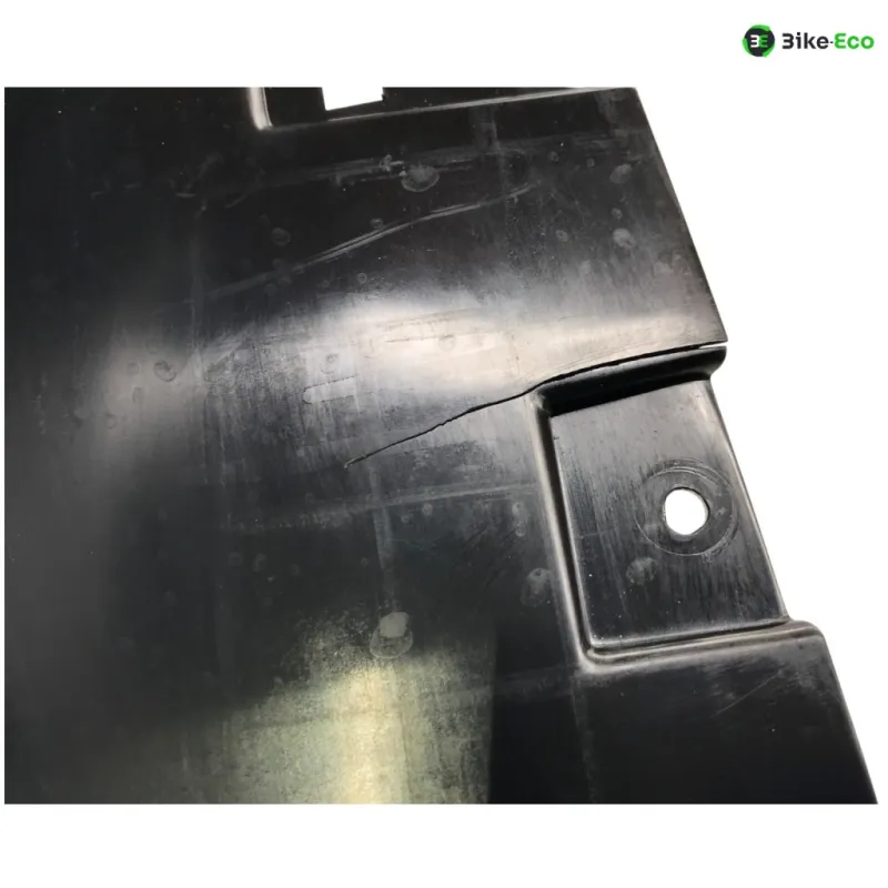 Plancher marche pied droit BMW CE 04 2021-2024