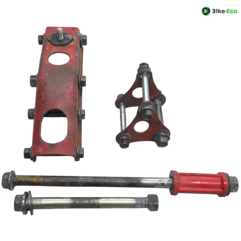Support moteur HONDA XLR 250 R 1982-1983
