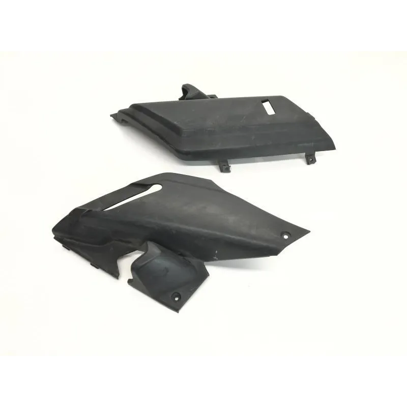 Cache carenage sous selle droit gauche YAMAHA YPR 125 2006-2009 XMAX