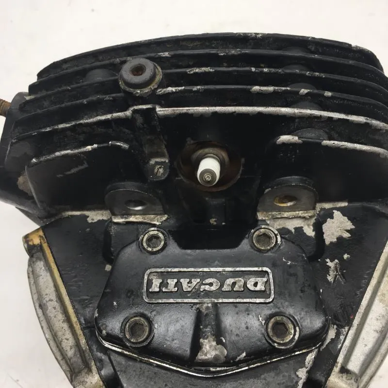 Culasse DUCATI SUPERSPORT 750 SS 1991-1997