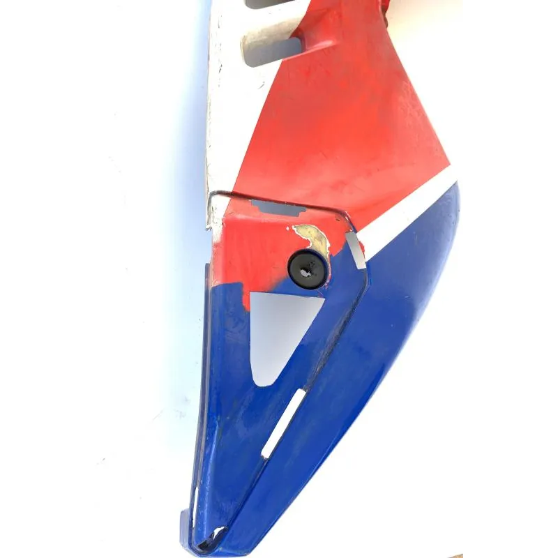 Cache carenage coque arriere droit HONDA NSR 125 1990-1992