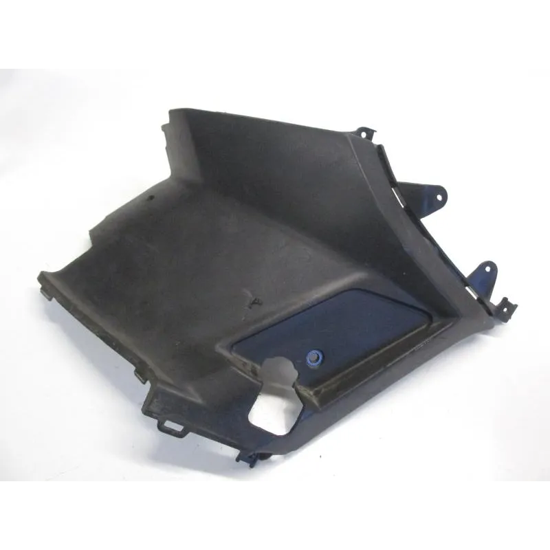 Cache carenage sous selle gauche PEUGEOT KISBEE 50 2011-2012 4T