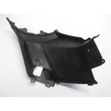 Cache carenage sous selle gauche PEUGEOT KISBEE 50 2011-2012 4T
