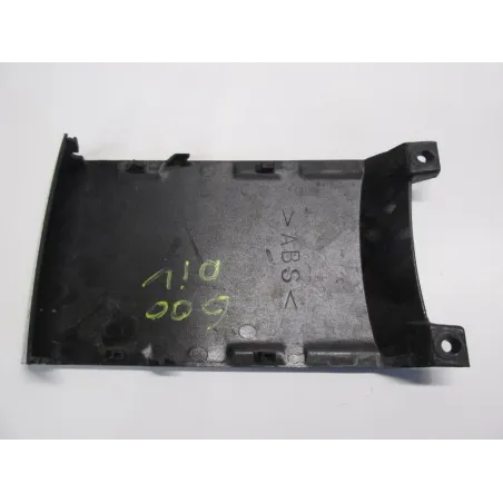 Cache jonction coque arriere YAMAHA XJ 600 N 1999-2002