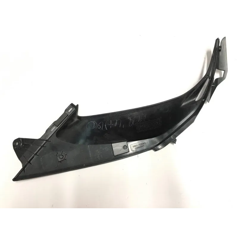 Cache reservoir droit KAWASAKI Z 800 2013-2016