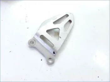 Protection repose pied droit SUZUKI GSXR 1000 2009-2011