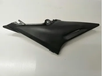 Cache carenage sous selle droit YAMAHA XJ 600 N 1995-1998