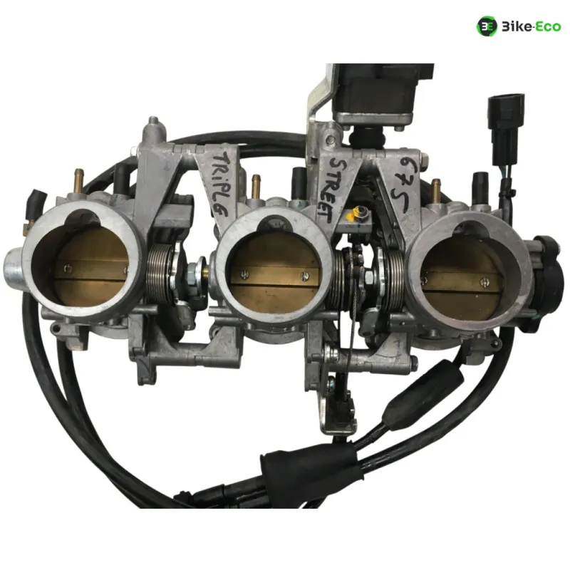 Rampe d'injection TRIUMPH STREET TRIPLE 675 2007-2011