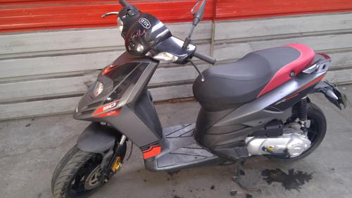 APRILIA 50 SR