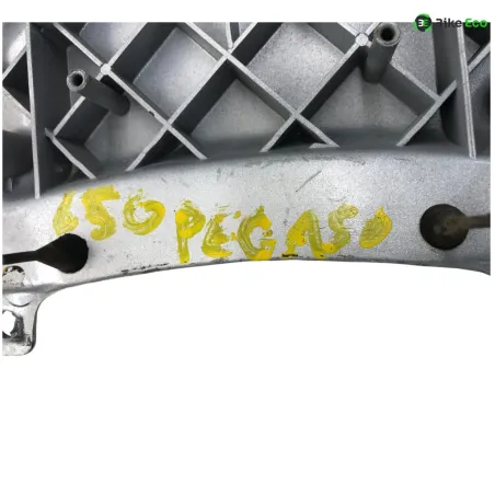 Porte paquets arriere APRILIA PEGASO 650 1997-2000