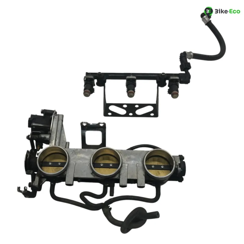 Rampe d'injection TRIUMPH SPEED TRIPLE 1050 2005-2007