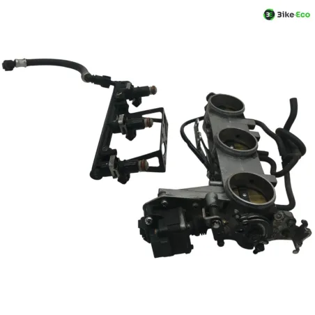 Rampe d'injection TRIUMPH SPEED TRIPLE 1050 2005-2007