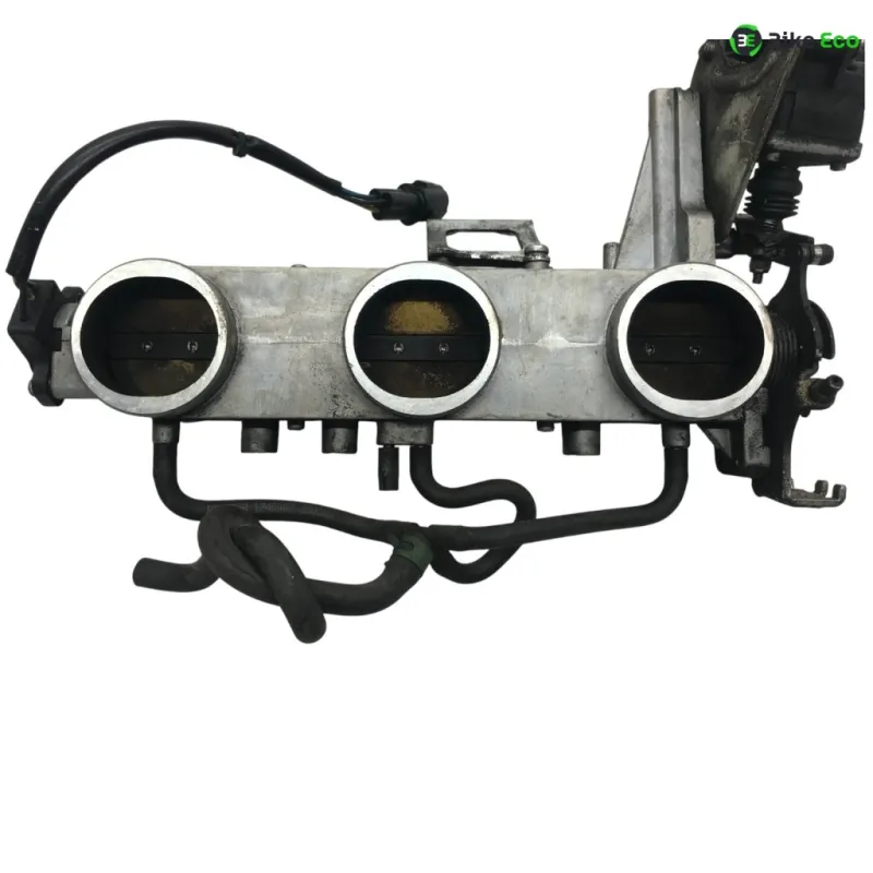 Rampe d'injection TRIUMPH SPEED TRIPLE 1050 2005-2007