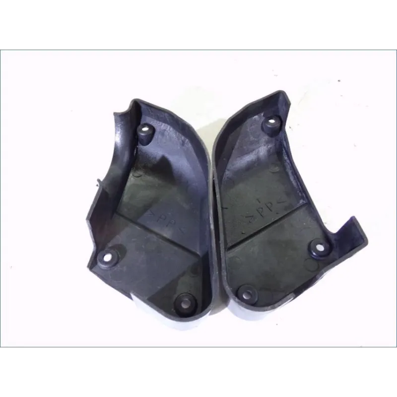 Cache lateral droit YAMAHA FZS 1000 2001-2003 FAZER