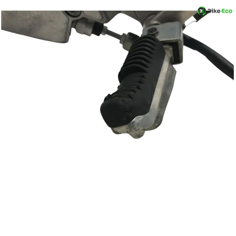 Platine avant droite SUZUKI GSF 600 2000-2004 BANDIT S