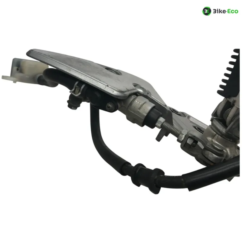 Platine avant droite SUZUKI GSF 600 2000-2004 BANDIT S