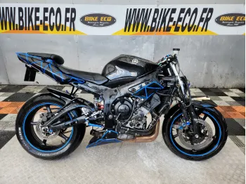 YAMAHA YZF 600 R6