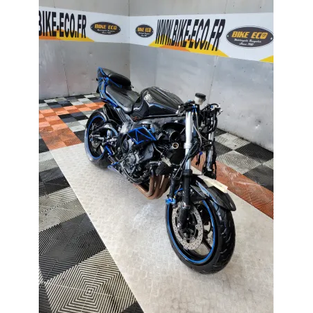 YAMAHA YZF 600 R6