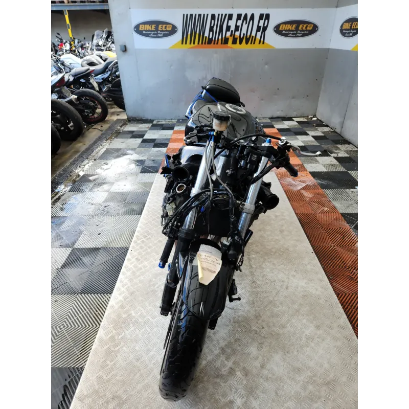 YAMAHA YZF 600 R6