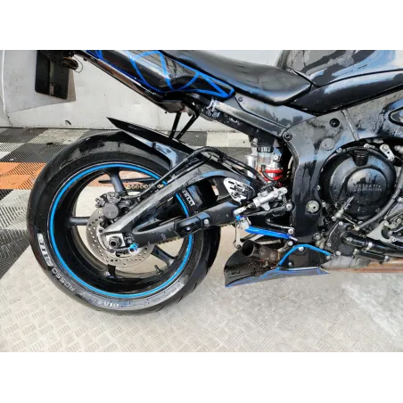 YAMAHA YZF 600 R6
