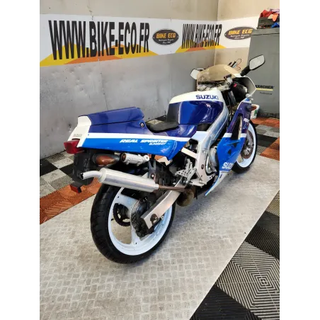 SUZUKI RGV 250