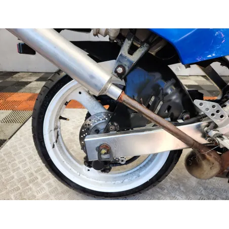 SUZUKI RGV 250