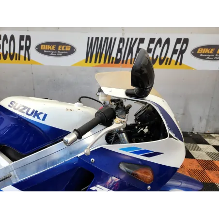 SUZUKI RGV 250