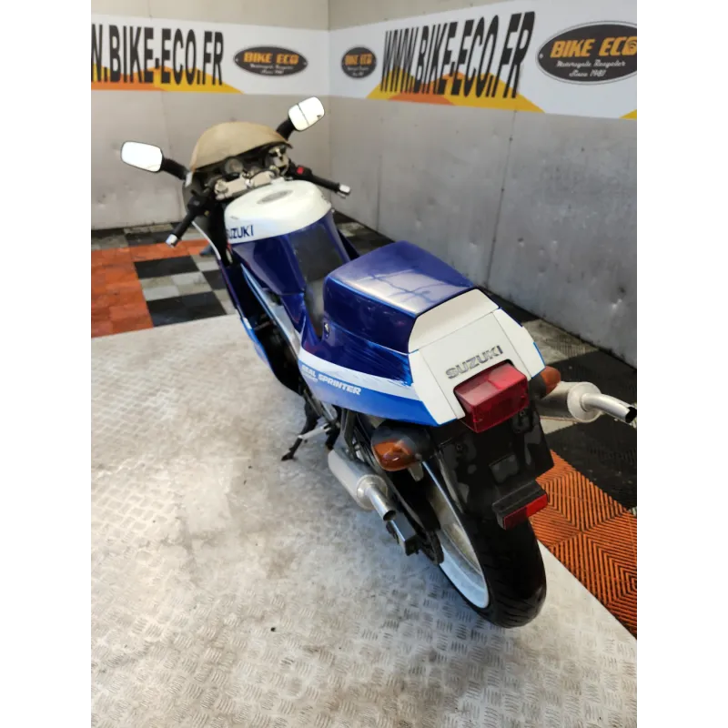 SUZUKI RGV 250