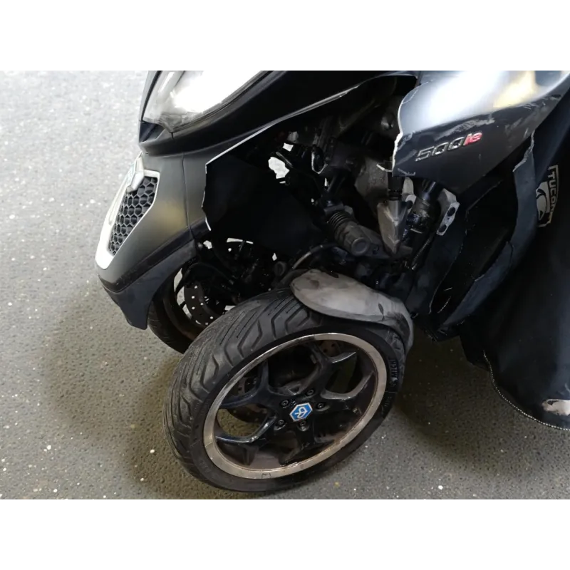 PIAGGIO MP3 500