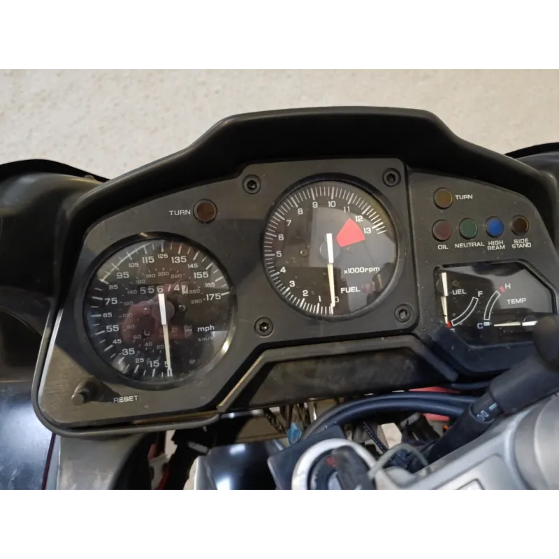 HONDA VFR 750 F