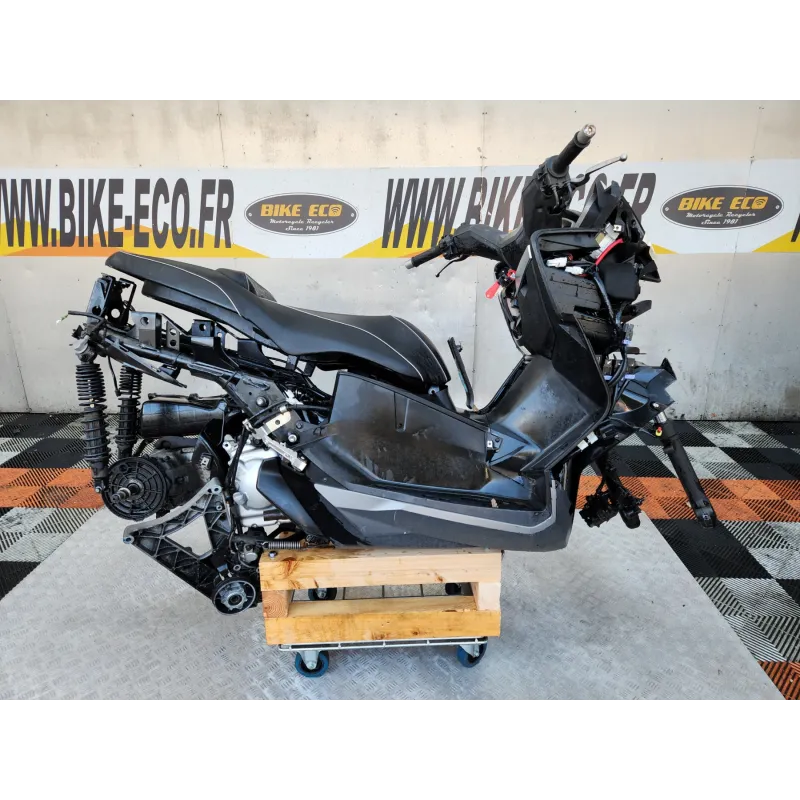 YAMAHA YP 250 R XMAX