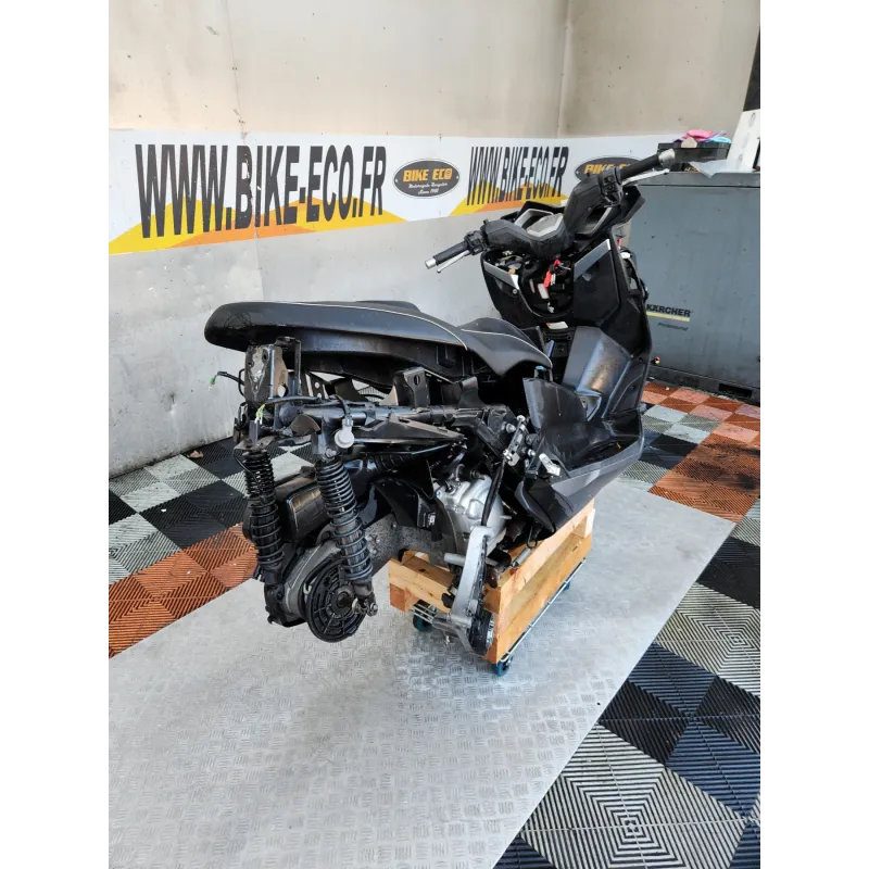 YAMAHA YP 250 R XMAX