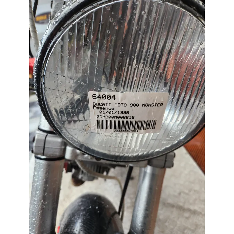 DUCATI MONSTER 900