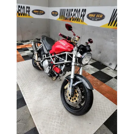 DUCATI MONSTER 900