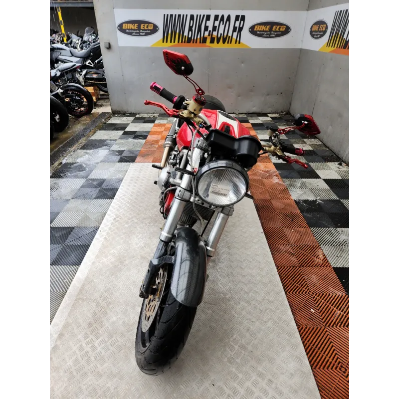 DUCATI MONSTER 900