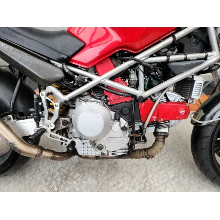 DUCATI MONSTER 900