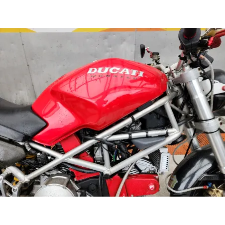 DUCATI MONSTER 900