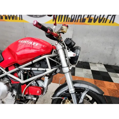 DUCATI MONSTER 900