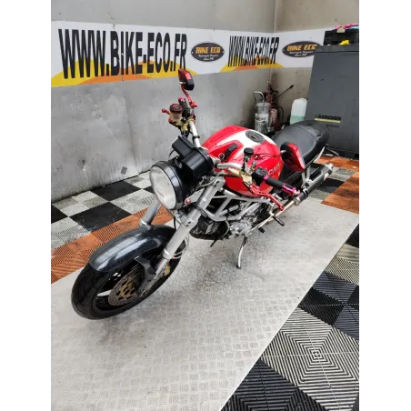 DUCATI MONSTER 900