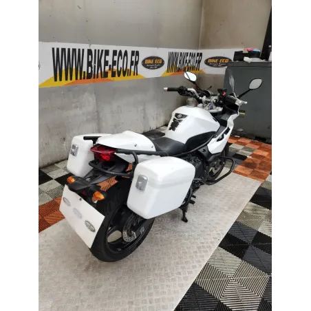 YAMAHA XJ6 600