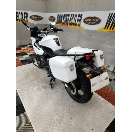 YAMAHA XJ6 600