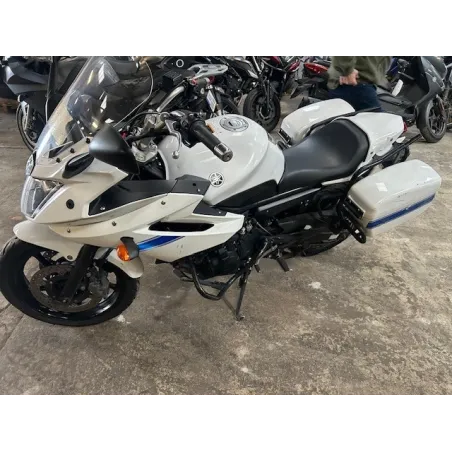 YAMAHA XJ6 600