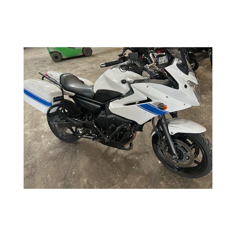YAMAHA XJ6 600