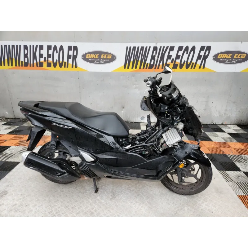 HONDA PCX 125 .